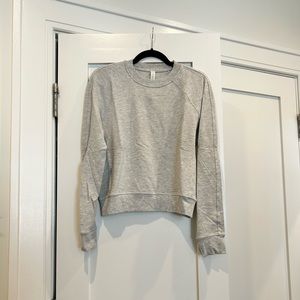 Lululemon crewneck